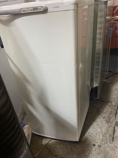 T1705　三菱　冷凍庫　フリーザー　１２２L