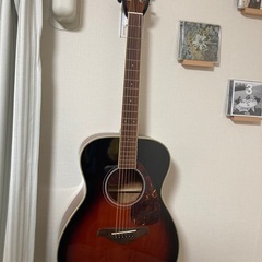 【取引中】フォークギター YAMAHA FS-720S
