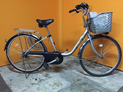 《レンタサイクル店使用　自転車整備士整備済み！》NO１１２ 中古車　26インチ　Panasonic　電動アシスト車　シルバー　バッテリー新品8.9h