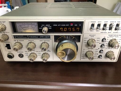 YAESU FT-107 アマチュア無線トランシーバー 100W機 YAESU FT-107 アマチュア無線トランシーバー 100W機 - メルカリ