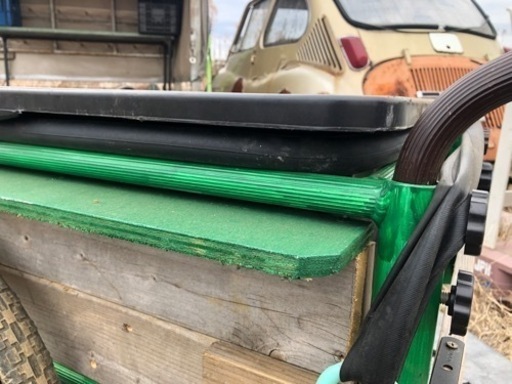 エアサス仕様‼️昭和チックなモディファイを施したアルミ製 リヤカー