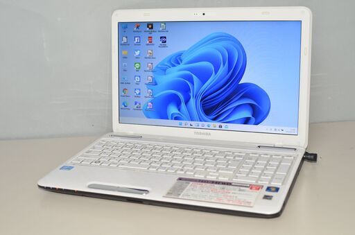最新Windows11+office 大容量HDD750GB 東芝 T451/34EWD core i3-2350M/4GB/DVDRW/15.6インチ/カメラ/HDMI/無線/テンキー/便利なソフト多数