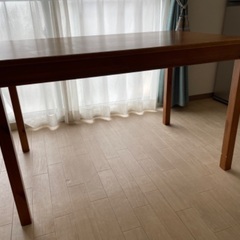 IKEA ダイニングテーブル　チェア二脚