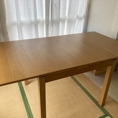 IKEA ダイニングテーブル　長さ調節可能　BJURSTA