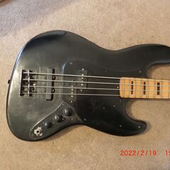 フェンダージャズベースUSA1973年頃のもの。シリアルナンバー4073xx。