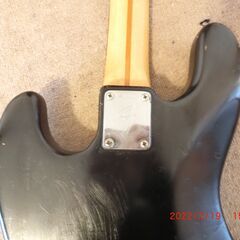 フェンダージャズベースUSA1973年頃のもの。シリアルナンバー4073xx。