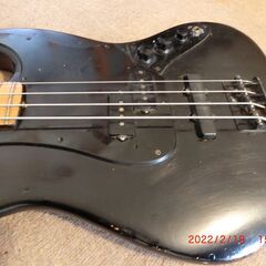 フェンダージャズベースUSA1973年頃のもの。シリアルナンバー4073xx。