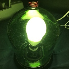 宝酒造の緑色の瓶　リメイク品　卓上ライト