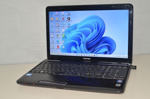 最新Windows11+office 爆速新品SSD240GB 東芝Dynabook T351/57CB 高性能 第二世代i5/4GB/無線内蔵/USB3.0/HDMI/ブルーレイ/便利ソフト