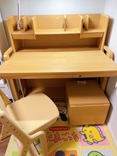 学習机、オカムラ