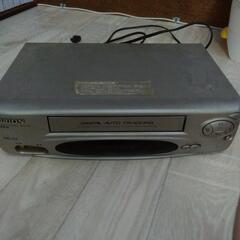 VHSビデオカセットレコーダー