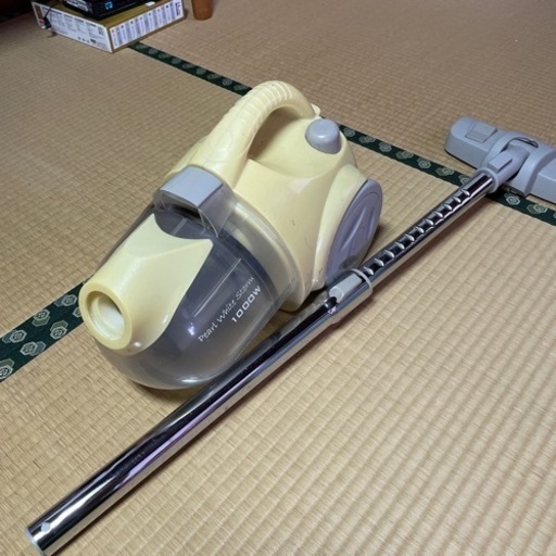 掃除機　紙パック無し