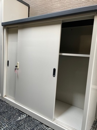 物置をおしゃれに設置！薄型や小型大型の14レイアウト - エクステリア 