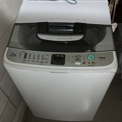 SANYOの全自動洗濯機