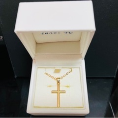 クロス　ゴールドネックレス　十字架