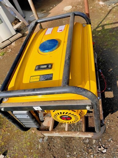 発電機　２KVA