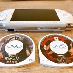 PSP3000 ホワイト⭐︎美品⭐︎ソフト2本セット