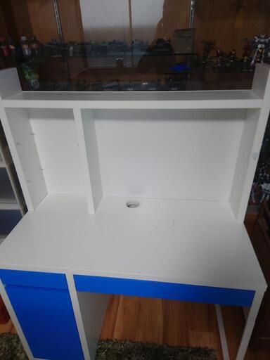 IKEA　学習机　　カラーホワイト＆青カラー
