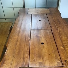 テーブルとベンチ2