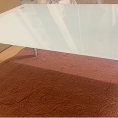 ローテーブル　ホワイト　机　ガラス　