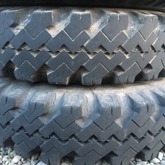 3月中値下げ　ジープサービス　6.50 r16  チューブ入り　札幌受取可　ジムニー　ja11 sj30 マッドタイヤ　mt