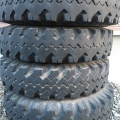 3月中値下げ　ジープサービス　6.50 r16  チューブ入り　札幌受取可　ジムニー　ja11 sj30 マッドタイヤ　mt