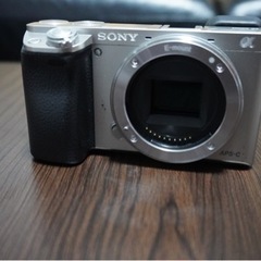 Sony A6000
