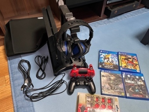 値下げしました！プレステ4 Model CUH-1200B  1TB 売ります！！