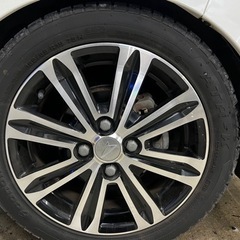 タント　純正ホイール