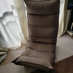茶色コンパクト座椅子、紺色大座椅子