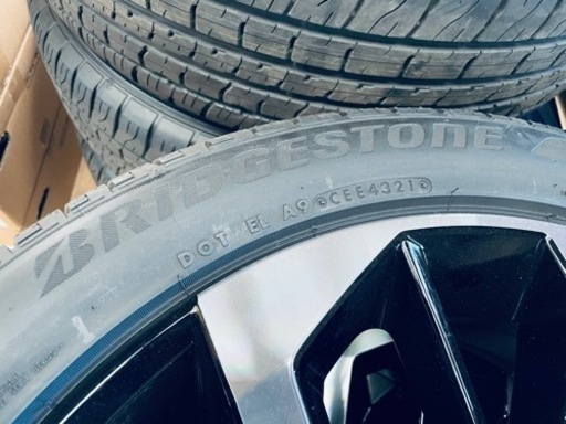 新車外し 新型アウトランダーGN0W 20インチタイヤホイール4本セット