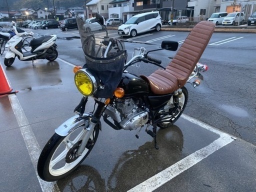 スズキgn125　三段付シート　風防　社外サイレンサー・サス ファミリーバイク特約可　自賠R8/9　検索)バブ　ゴキ