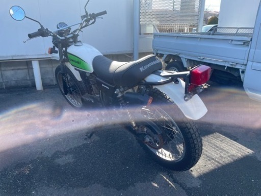 カワサキ 250TR ホワイトグリーンツートン