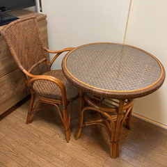 (お譲り先決まりました)Kazama ラタン家具　テーブル・椅子セット