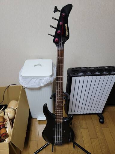 アンプにて音出し確認済！ネックも良好♪FERNANDES REVOLVER フェルナンデス リボルバー