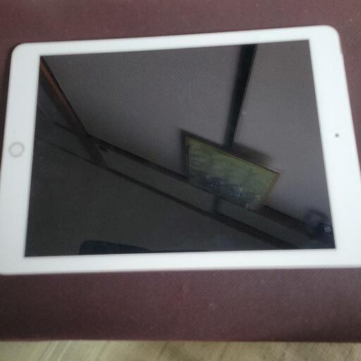 iPad第6世代 32GB シルバー pn-jambi.go.id