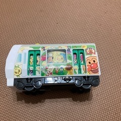 【娘のお小遣い出品】アンパンマン電車のおもちゃ