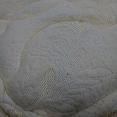 シモンズ/グランツ　レッグタイプダブルベッド　ゴールデンバリュー【愛品倶楽部柏店】