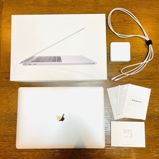 美品）MacBookPro15,2.3G,i9,512GB[MV932J/A] 2019-5月モデル