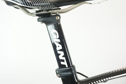 GIANT 「ジャイアント」 DEFY COMPOSITE SE 2013年モデル ロード GIANT 「ジャイアント」 DEFY COMPOSITE SE 2013年モデル ロード