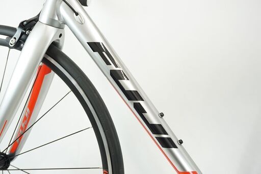 FUJI 「フジ」 ROUBAIX 1.3 2016年モデル ロードバイク