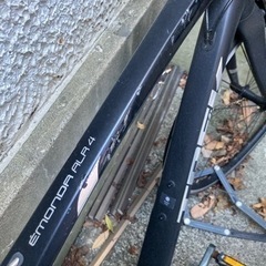 TREK Emonda ALR 4 自転車　マウンテンバイク
