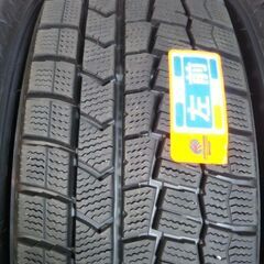 冬15インチ ヤリス アクア ヴィッツ iQ ポルテ カローラ フィールダー