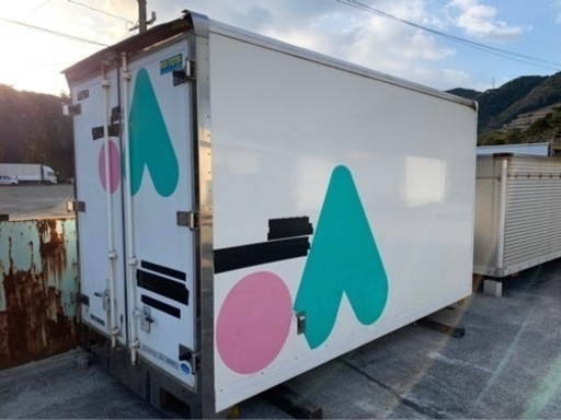 No.322 アルミ。バン 2t アルミ箱 バイク倉庫 物置 トラックコンテナ