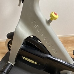 TECHNOGYM Spin Bike エアロバイク