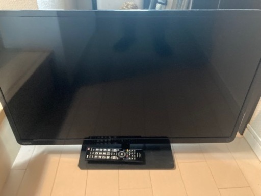 TOSHIBA REGZA 32s8 32型液晶テレビ　14年製