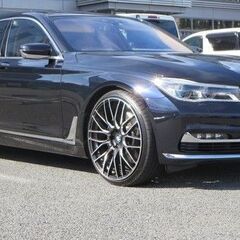 H27 BMW740i