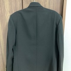 中学校の制服（学ラン上下、ズボンは夏用と冬用）セットで20,000円