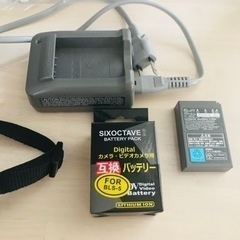 OLYMPUS ミラーレスカメラ　ダブルレンズ