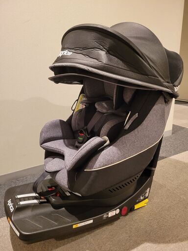 チャイルドシート　アップリカ　クルリラプラス　ISOFIX　自動車用